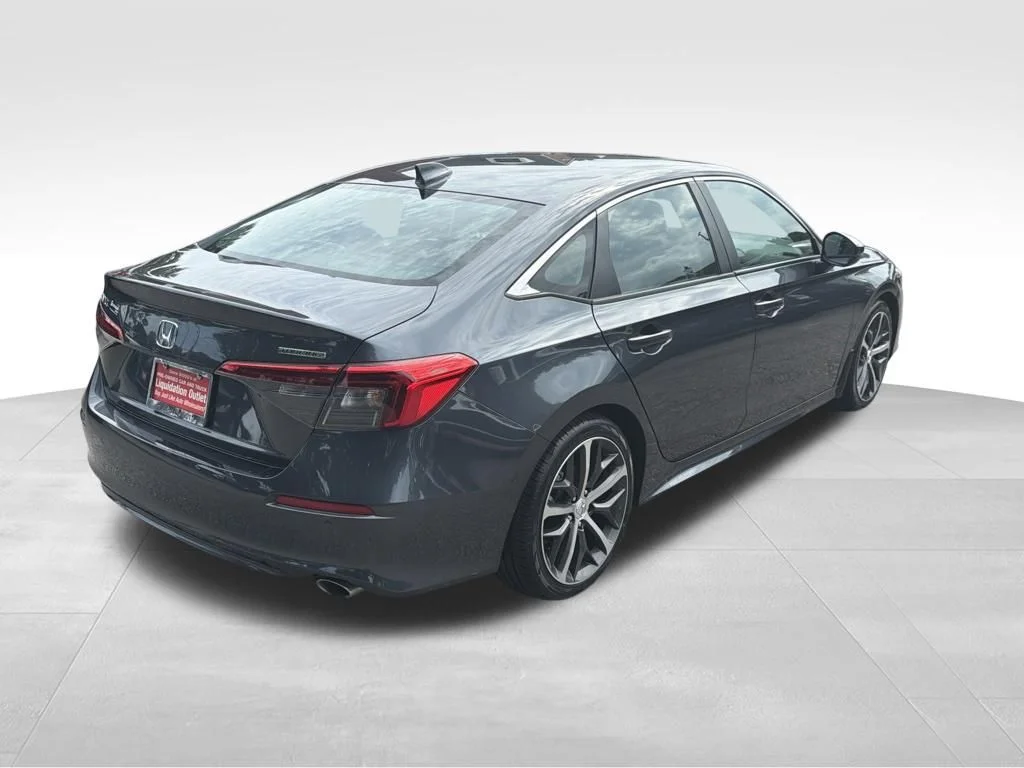 Used 2024 Gray Honda Touring image 6