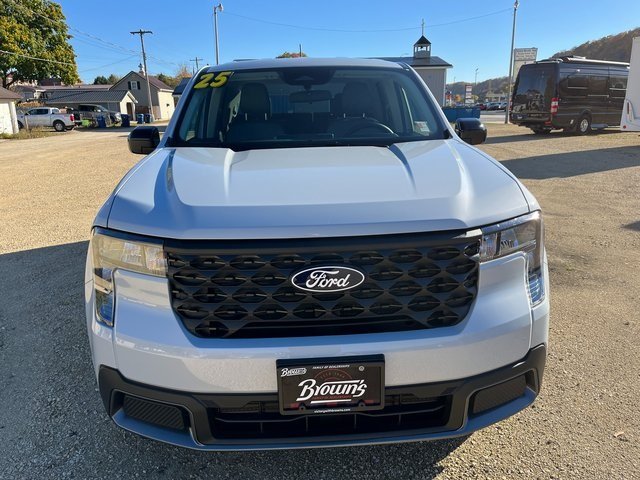 2025 Ford Maverick XLT photo 2