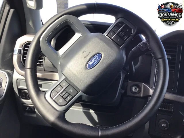 Used 2025 White Ford XLT image 14