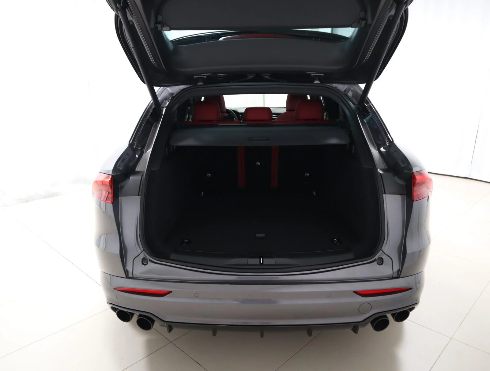 New 2025 Grigio Lava Metallic Maserati Modena AWD image 11