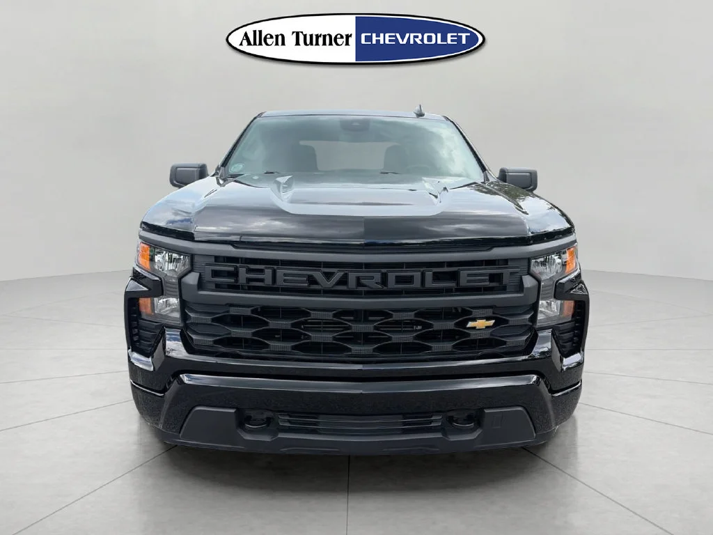 Used 2022 Black Chevrolet Custom image 26