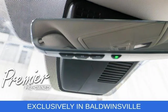 Used 2022 White Mazda Touring Plus image 34