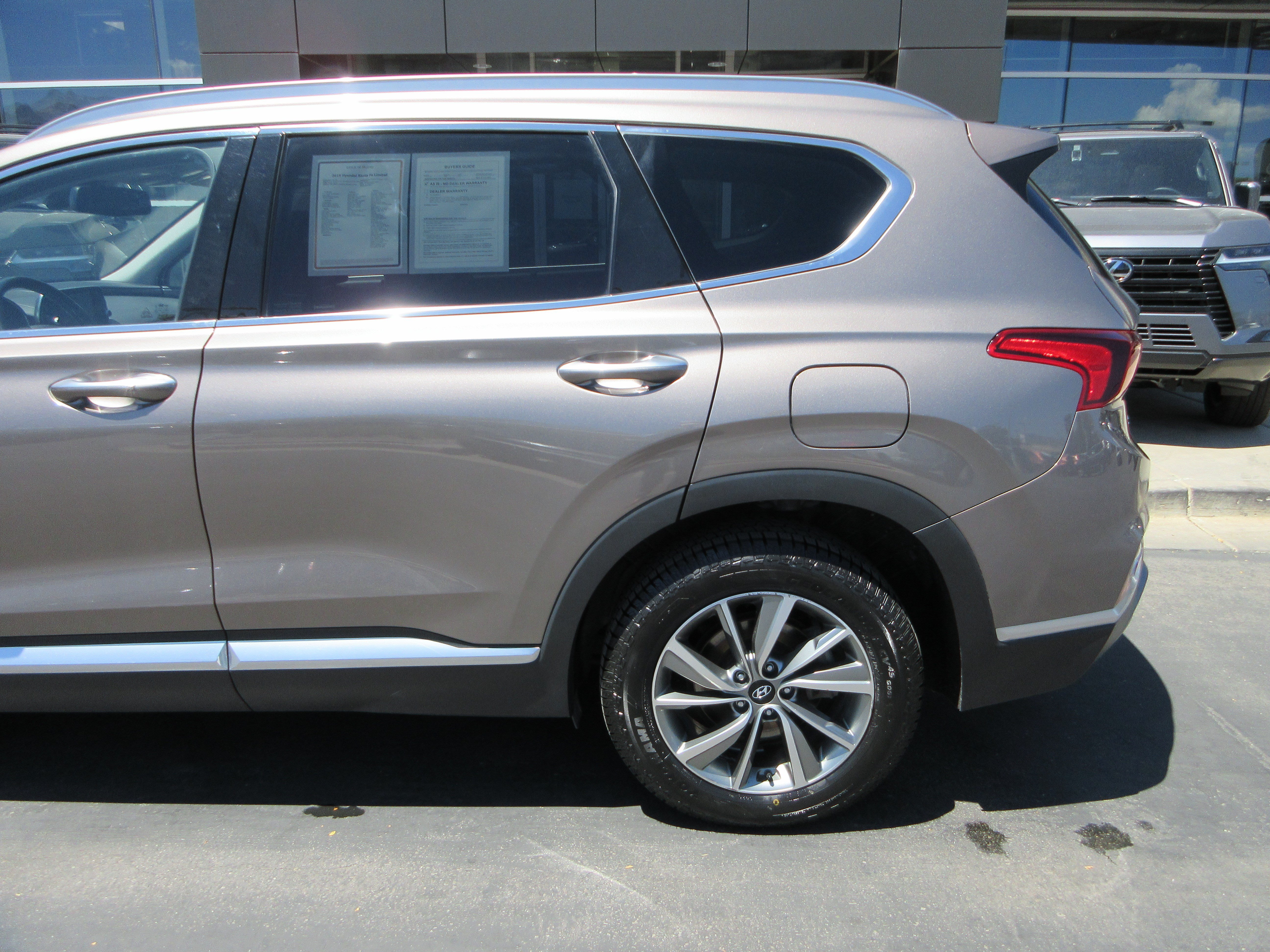 Used 2019 Earthy Bronze Hyundai Limited image 4