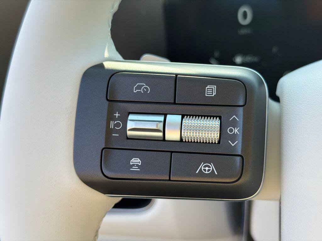 New 2026 Gray Hyundai SEL FWD image 25