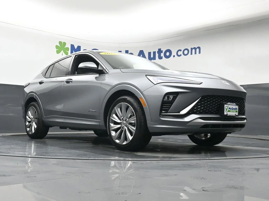Used 2025 Gray Buick Avenir image 26