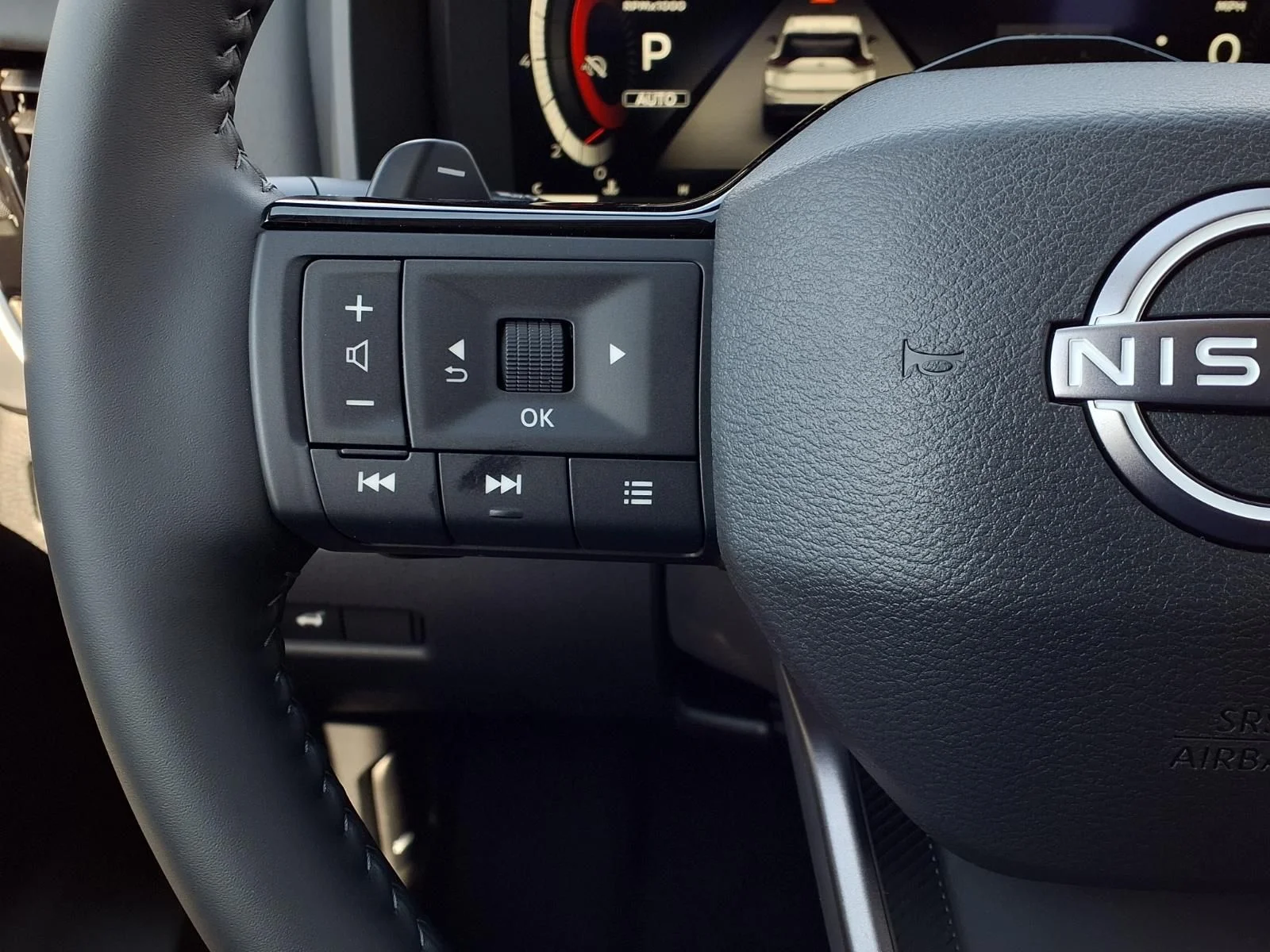 New 2026 White Nissan Platinum image 20