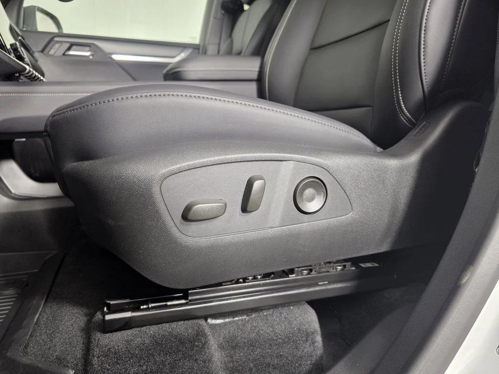 2025 GMC Acadia Elevation - Photo 14