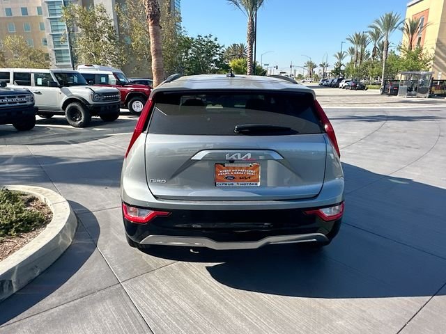 New 2026 Steel Gray Kia WIND image 6