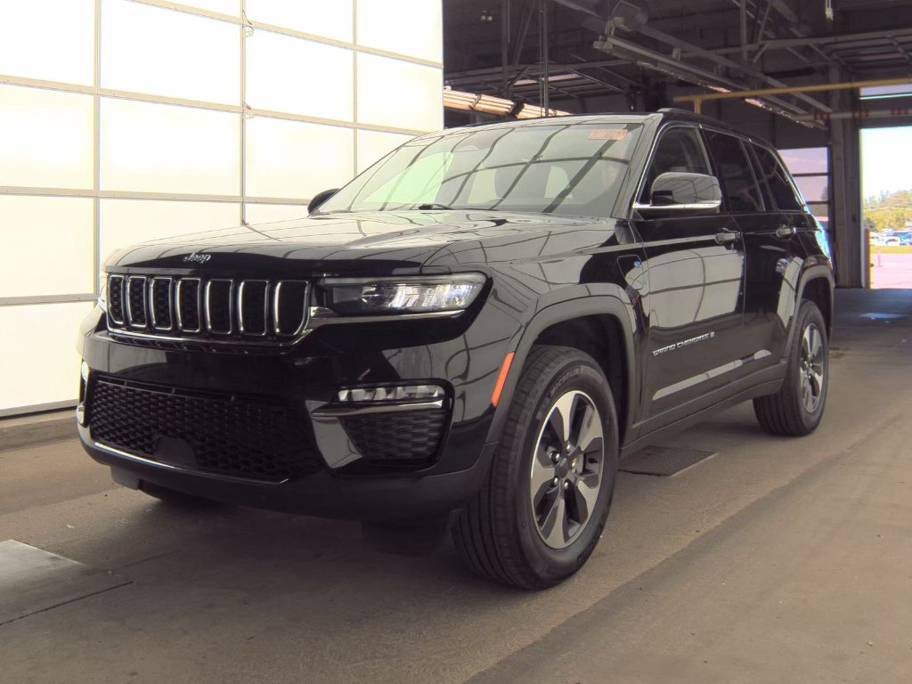 Used 2023 Diamond Black Crystal Pearlcoat Jeep 4xe image 1