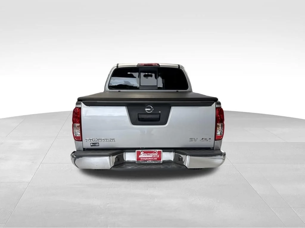 Used 2019 Silver Nissan SV image 7