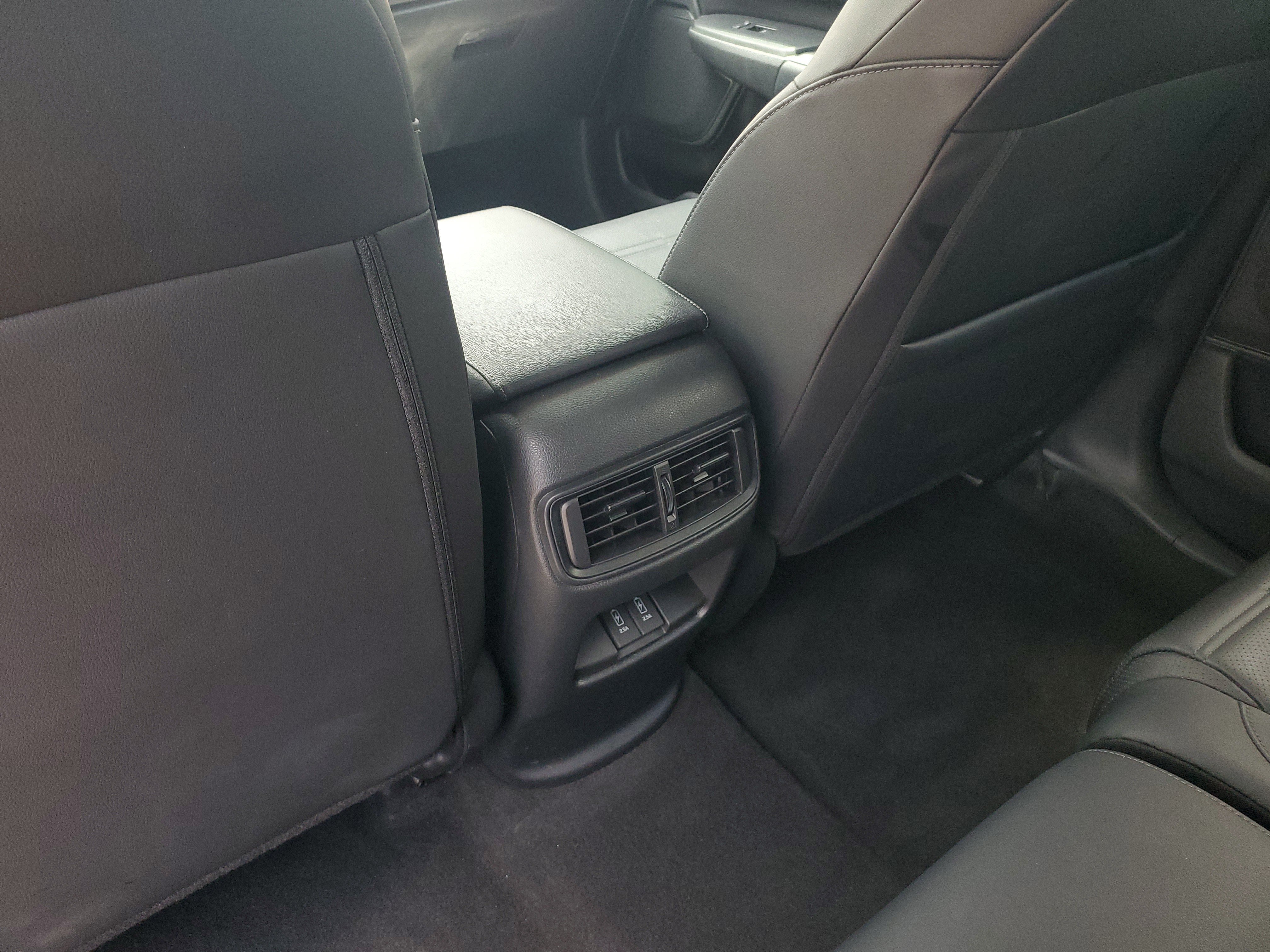 Used 2020 Silver Honda EX-L image 11