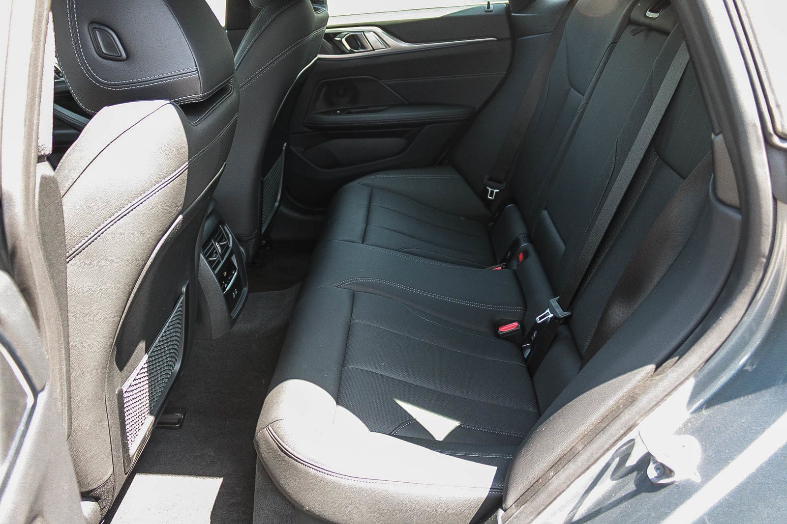 Used 2023 Skyscraper Grey Metallic BMW eDrive40 image 19