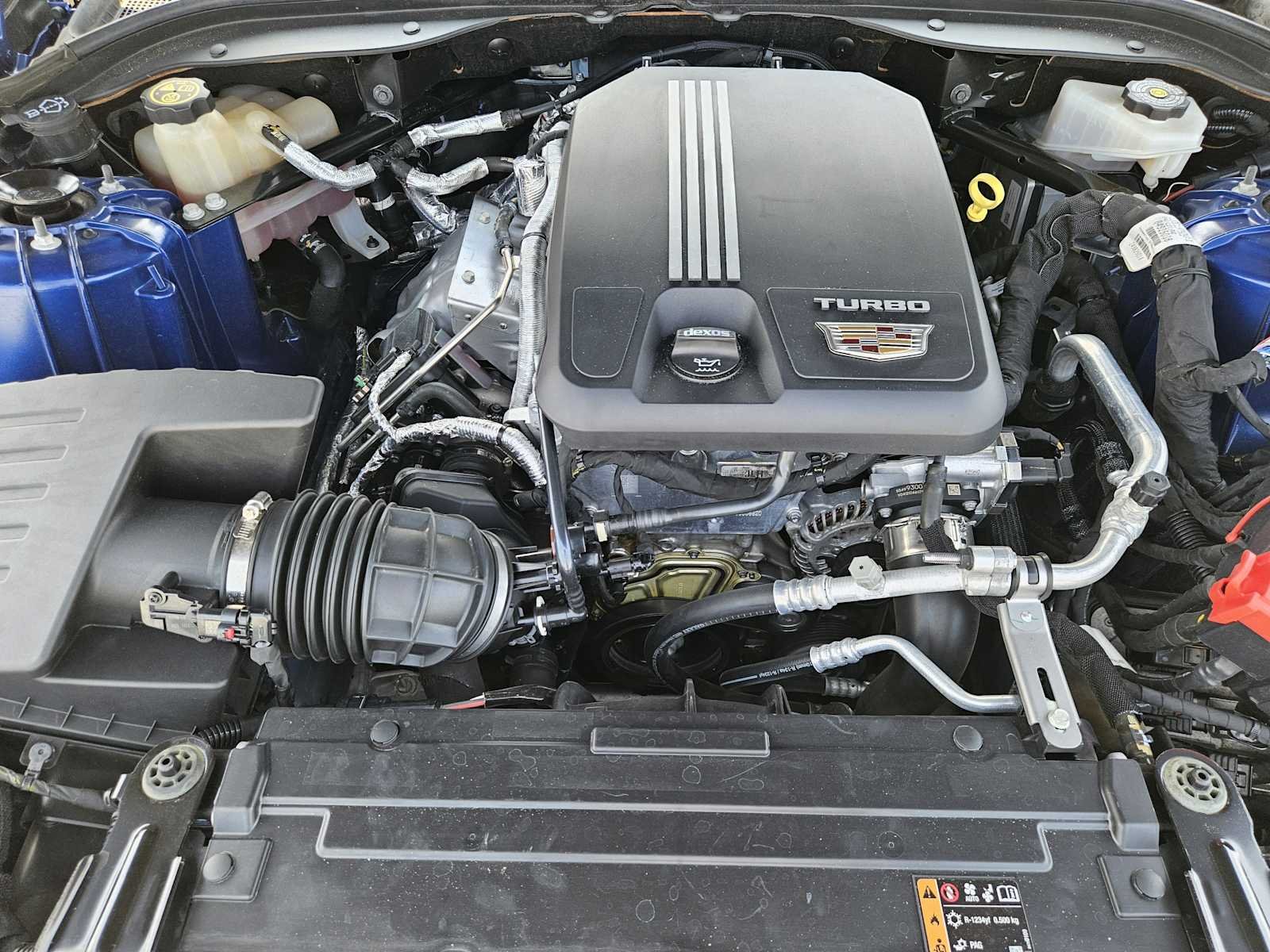 Used 2021 Wave Metallic Cadillac Sport image 31