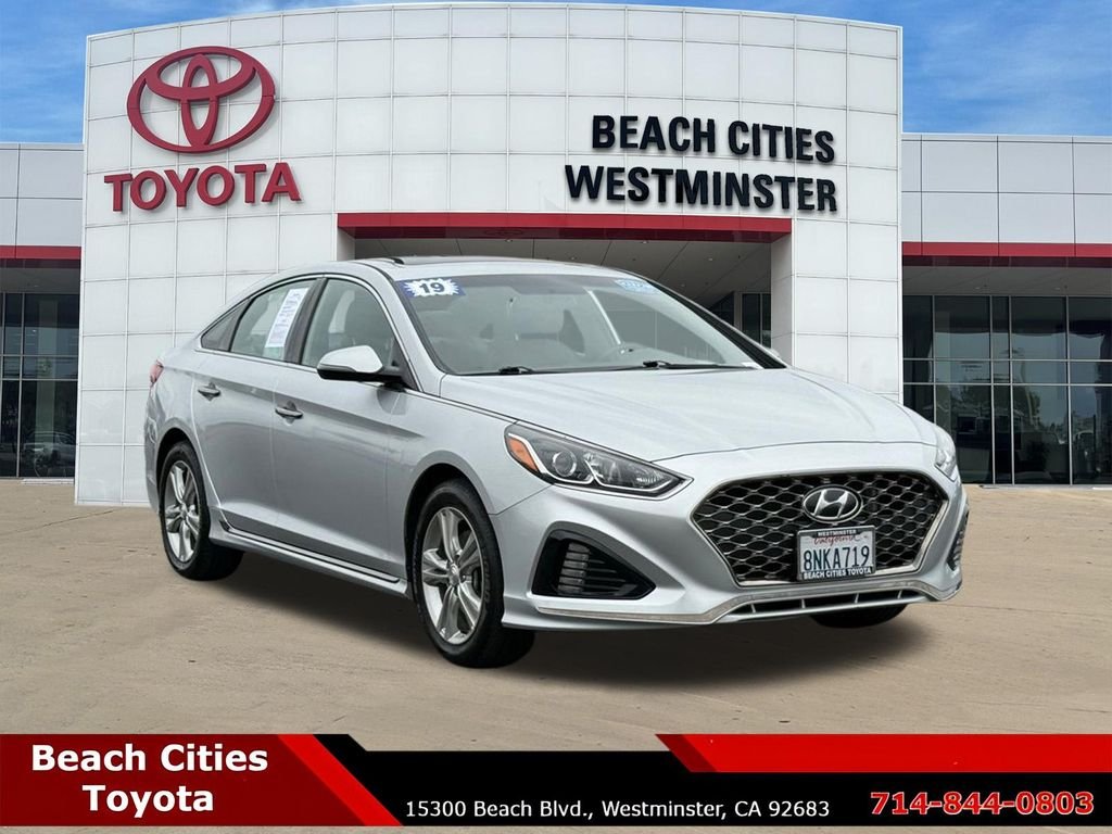 2019 Hyundai Sonata Sport's photo