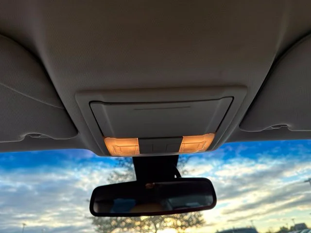Used 2018 Magnetic Metallic Ford SEL image 15