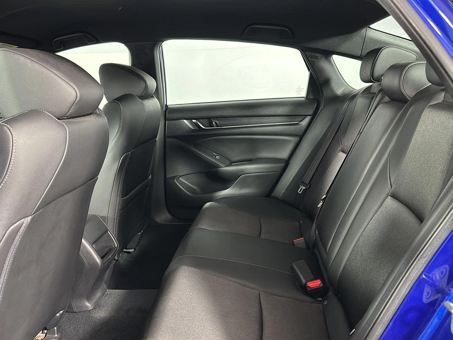 Used 2019 Still Night Pearl Honda Sport image 19