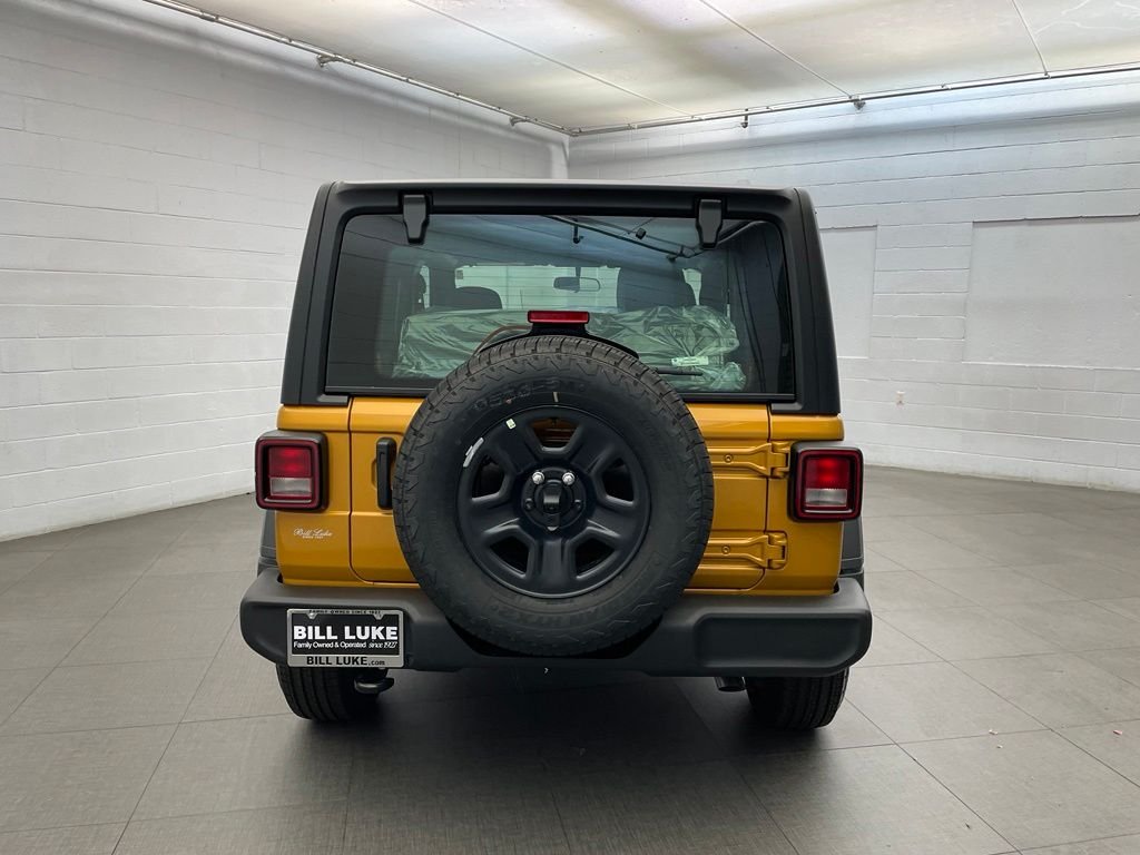 New 2026 Goldilocks Jeep Sport image 4