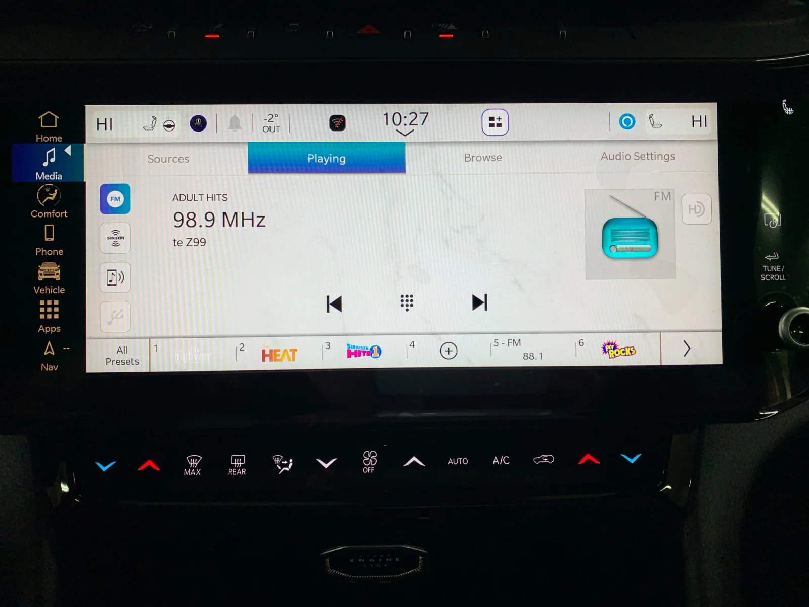 New 2026 Bright White Jeep Altitude image 21