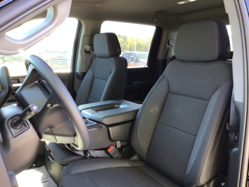 2026 Chevrolet Silverado 2500 HD Custom - Photo 25