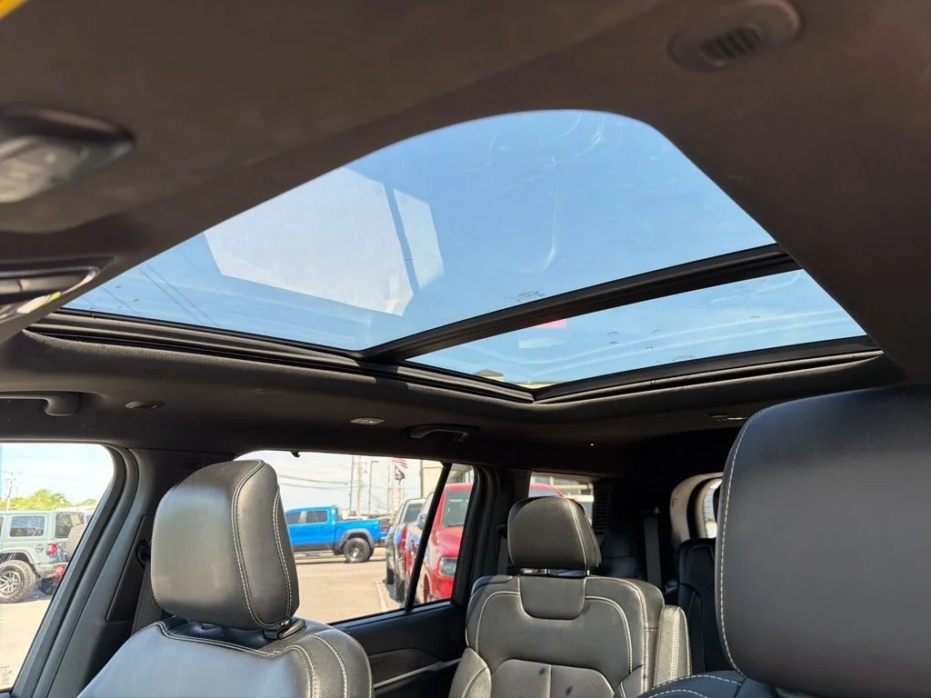 Used 2024 Black Jeep Limited image 41