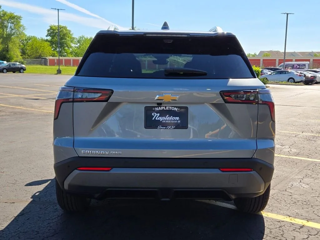2026 Chevrolet Equinox LT - Photo 14