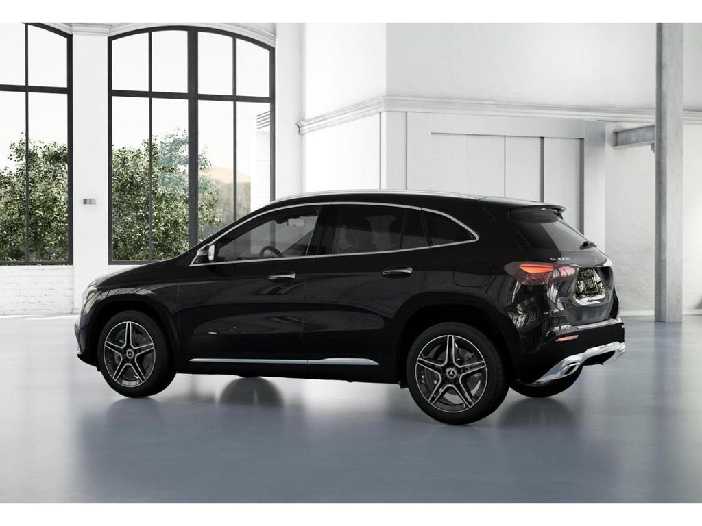 New 2026 Night Black Mercedes-Benz GLA 250 4MATIC® image 31