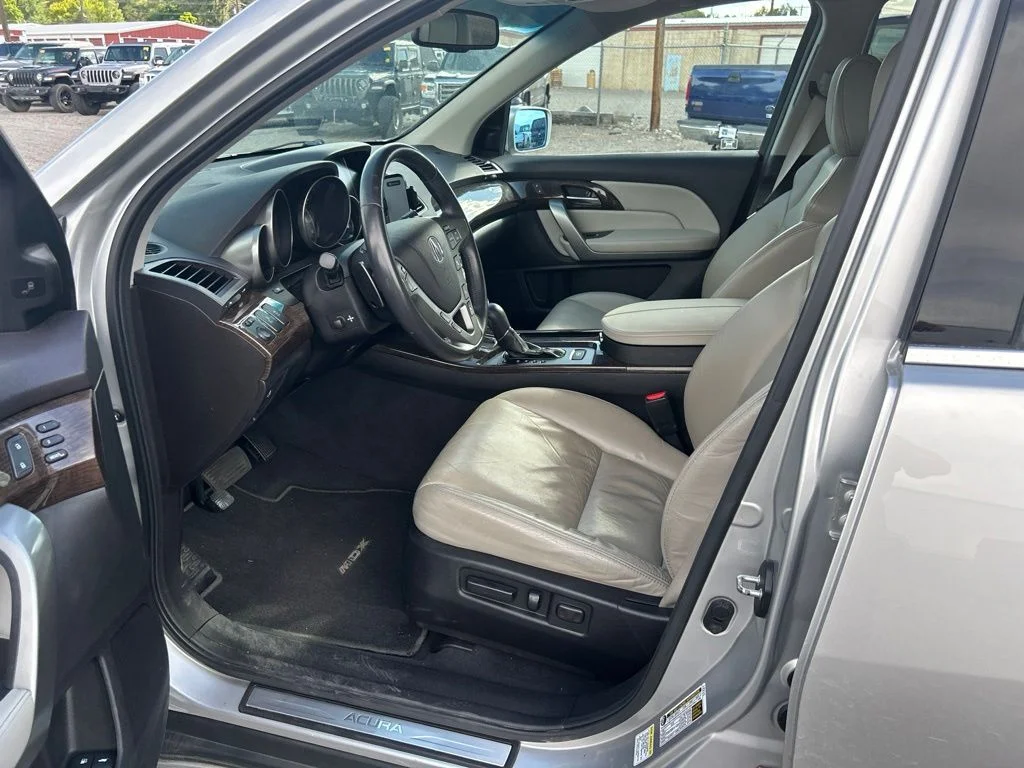 Used 2010 Palladium Metallic Acura 3.7L Advance Package image 11