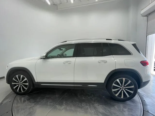 Certified Used 2022 Polar White Mercedes-Benz GLB 250 image 15