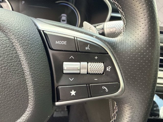 2026 GENESIS G70 Standard - Photo 29