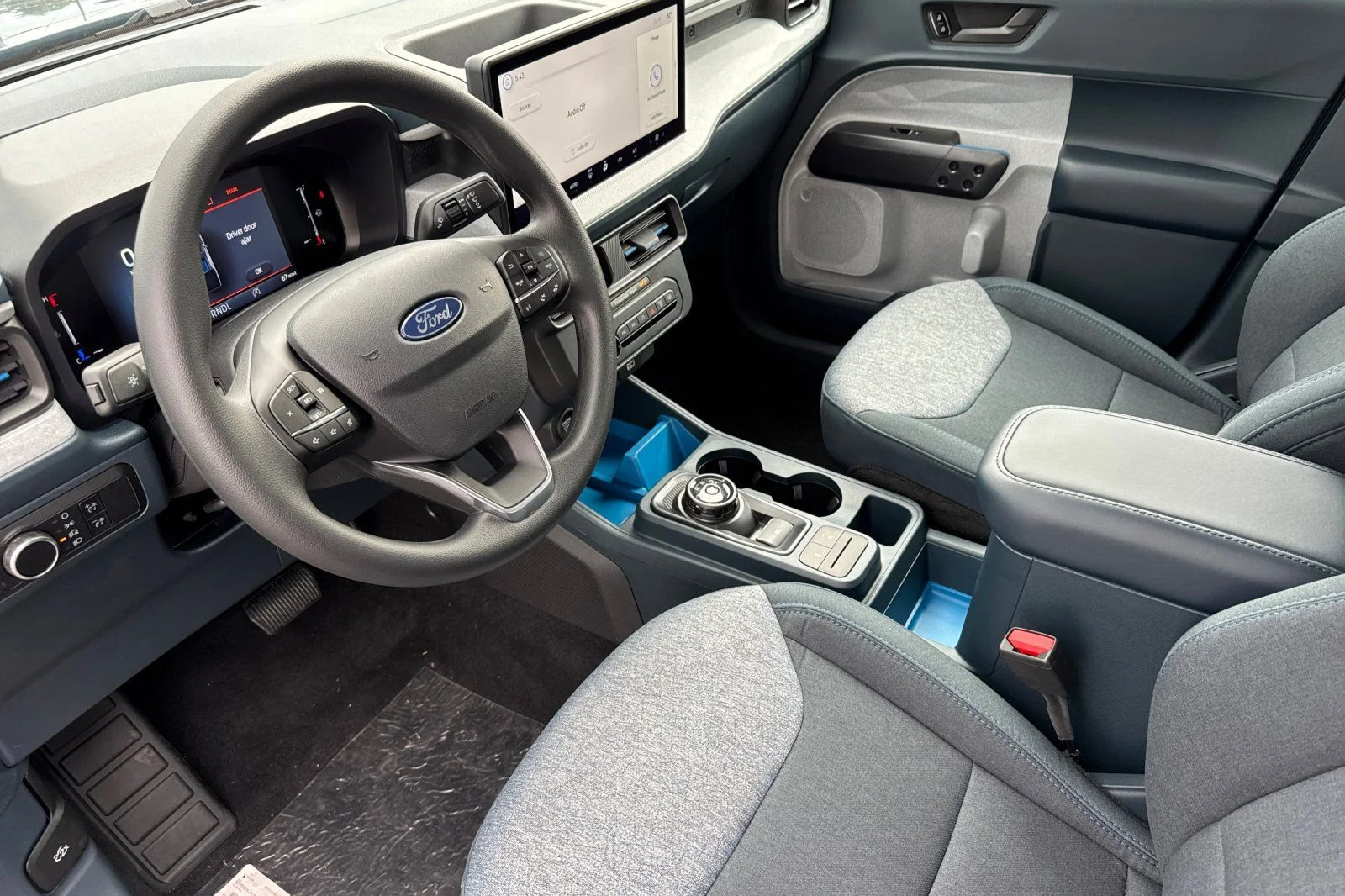 New 2026 Azure Gray Metallic Tri-Coat Ford XLT image 10