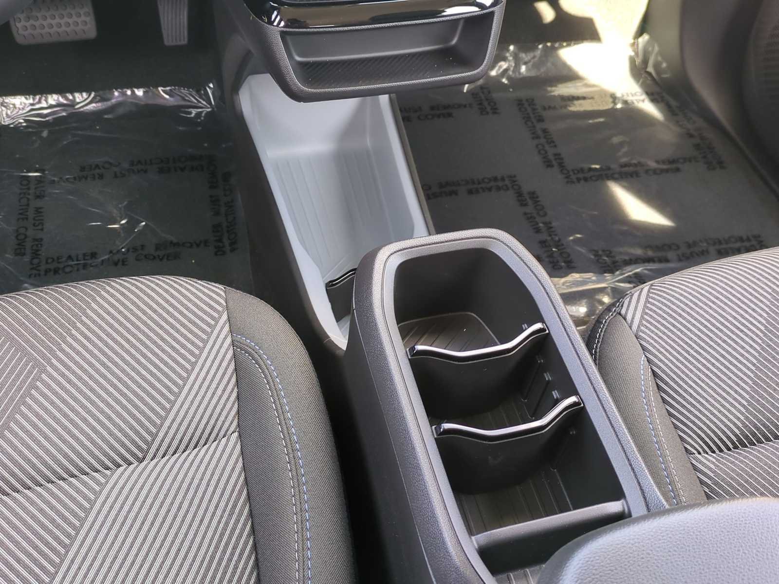 2027 Chevrolet Bolt LT - Photo 18