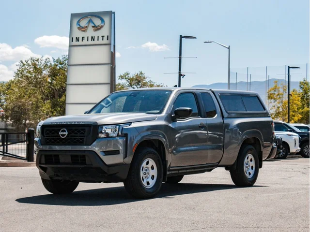 2022 Nissan Frontier S