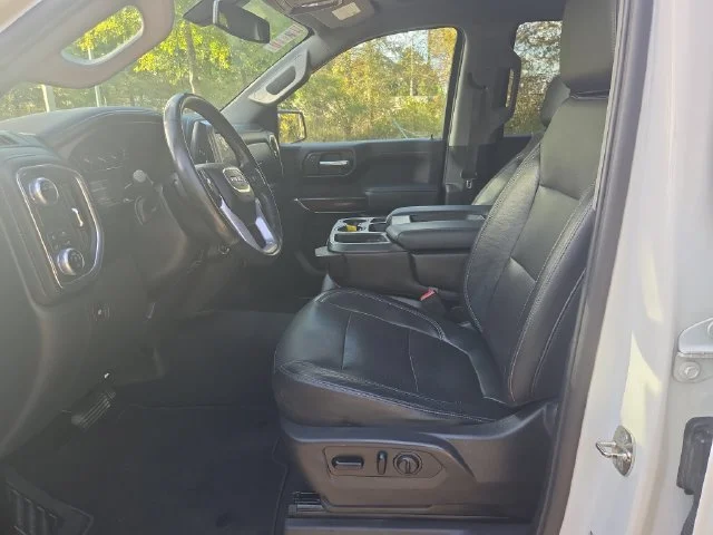 Used 2020 White GMC SLT image 10