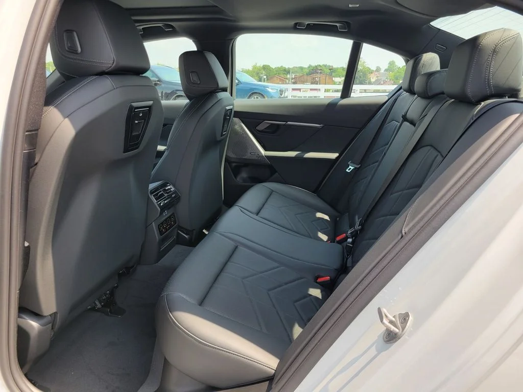 2026 BMW 5 Series 530i - Photo 17