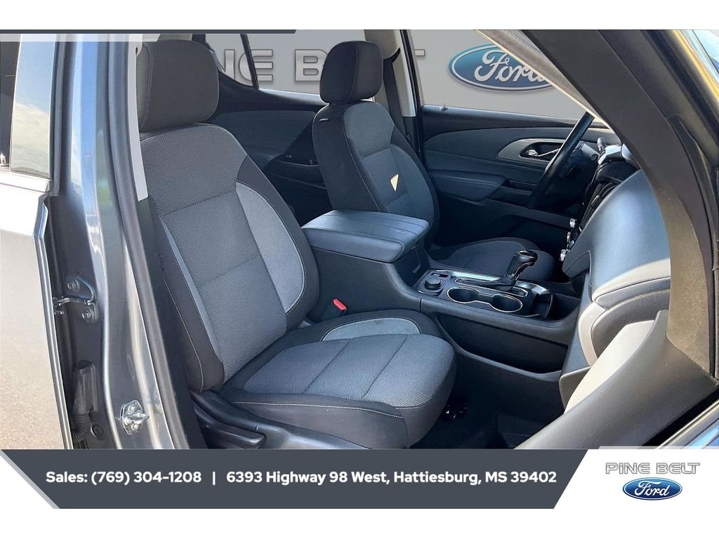 Used 2020 Satin Steel Metallic Chevrolet LT Cloth image 6