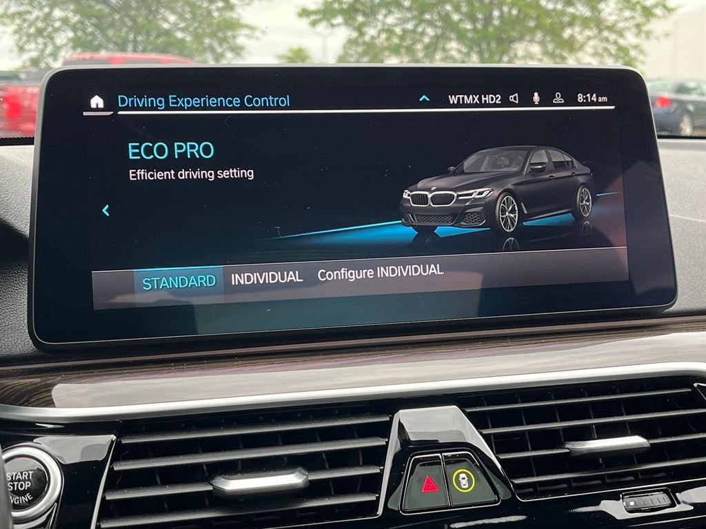Used 2022 Black Sapphire Metallic BMW 540i xDrive image 39