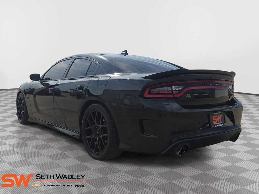 Used 2019 Black Dodge Scat Pack RWD image 5