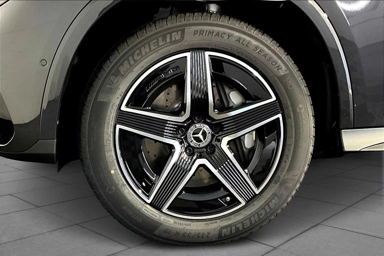 New 2026 Graphite Grey Metallic Mercedes-Benz GLC 300 image 17