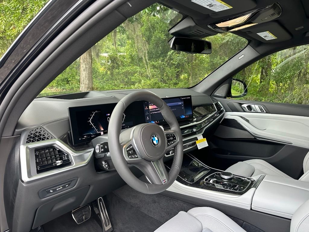 New 2026 Black BMW sDrive40i image 10