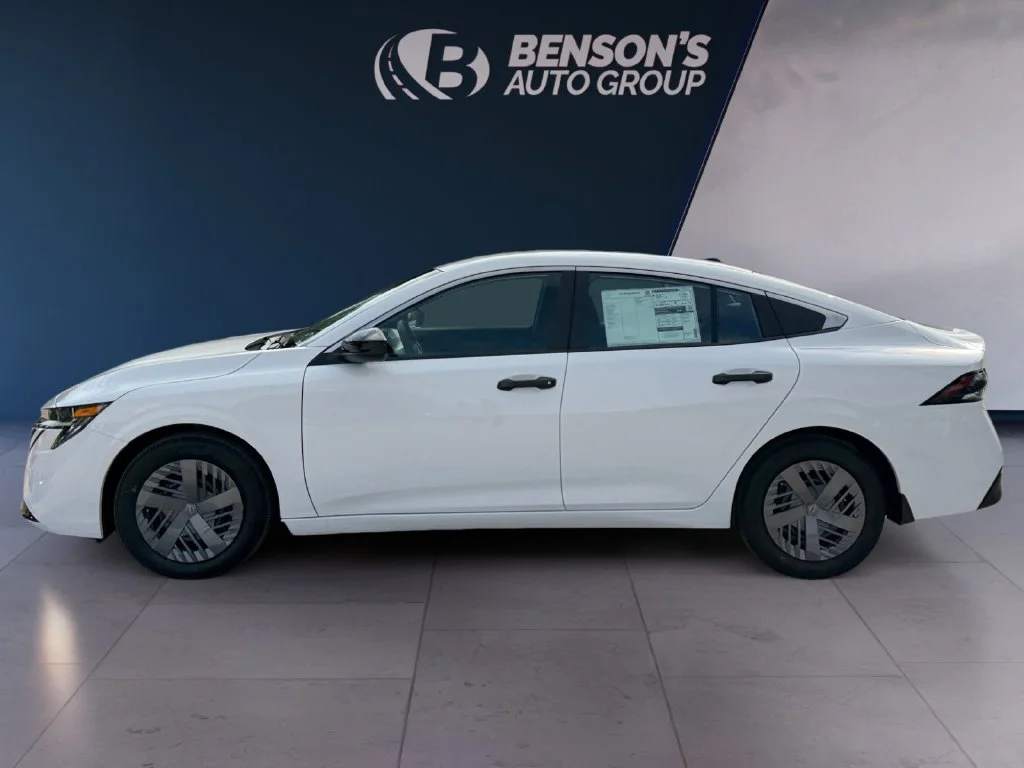 New 2027 White Nissan S image 2