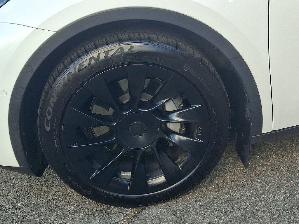 Used 2021 Pearl White Multi-Coat Tesla Long Range image 8