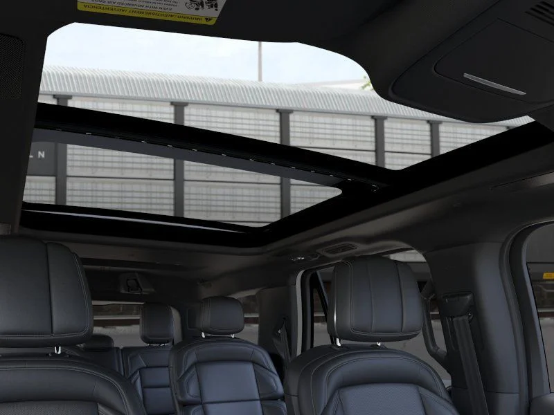 New 2026 Pristine White Metallic Tri-Coat Lincoln Reserve image 22