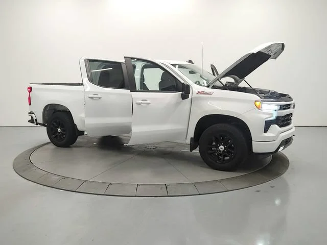 2024 Chevrolet Silverado 1500 RST - Photo 10