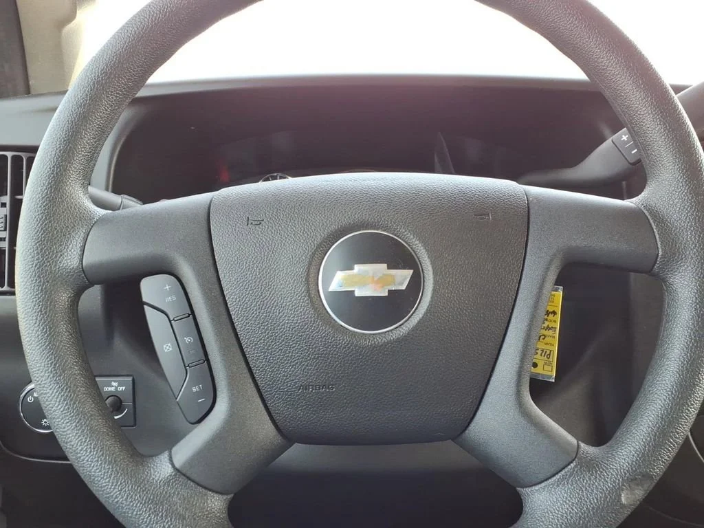Used 2024 Summit White Chevrolet WT image 18