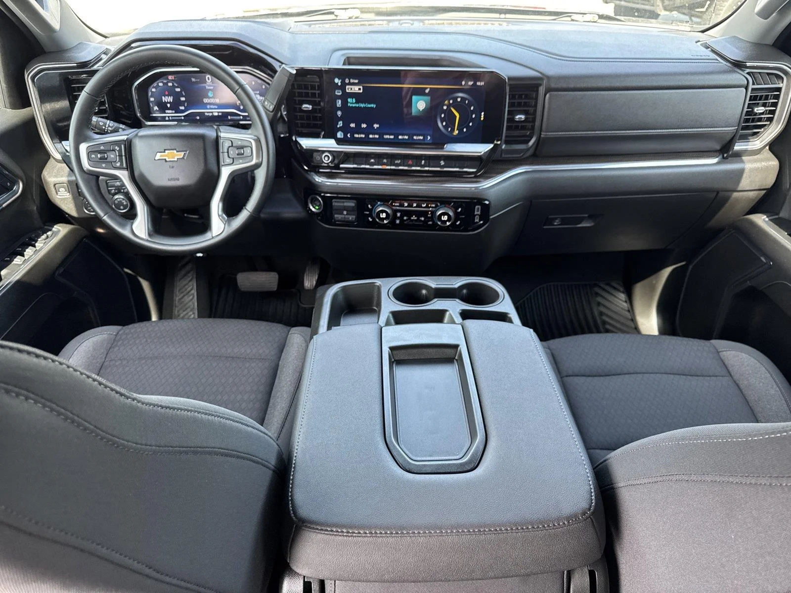 Used 2024 Black Chevrolet LT image 9