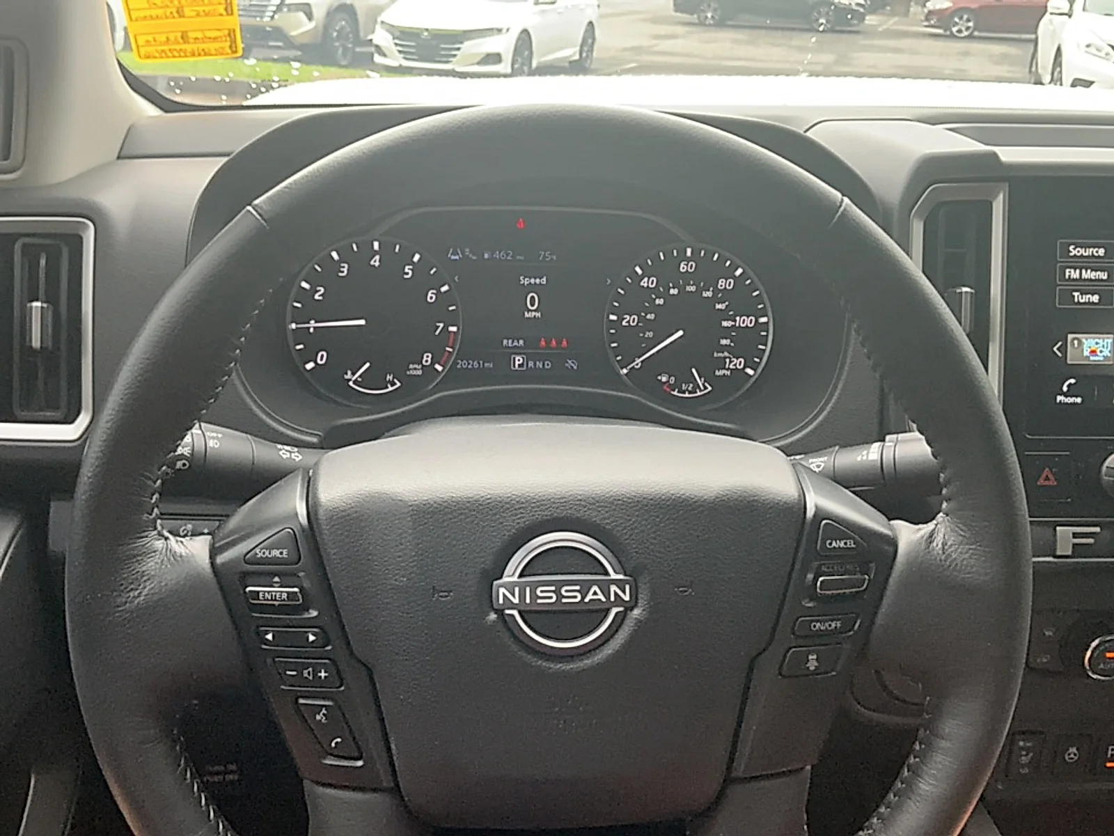 Used 2025  Nissan Crew Cab SV 4x2 image 8