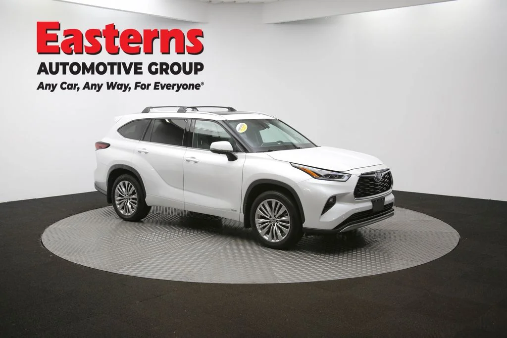 Used 2024 Beige Toyota Platinum image 54