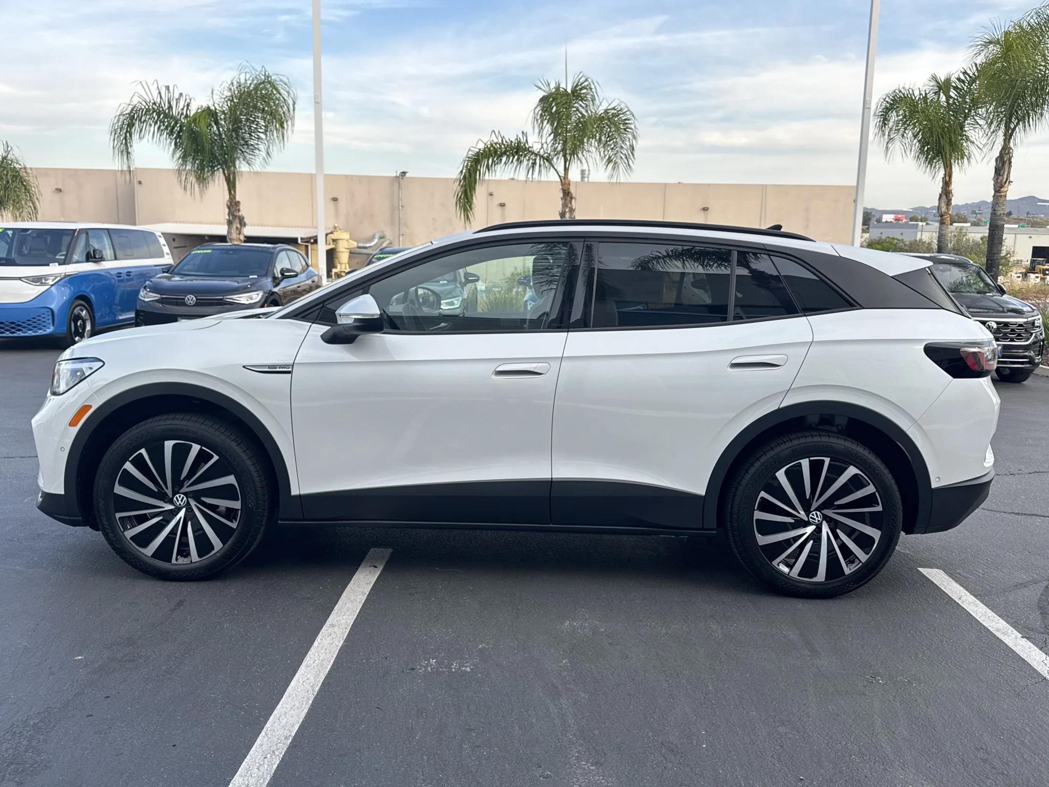 New 2026 Opal White Pearl Volkswagen Pro image 7