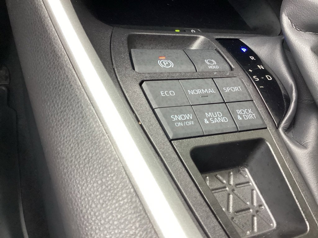 Used 2024 Gray Toyota XLE Premium image 20
