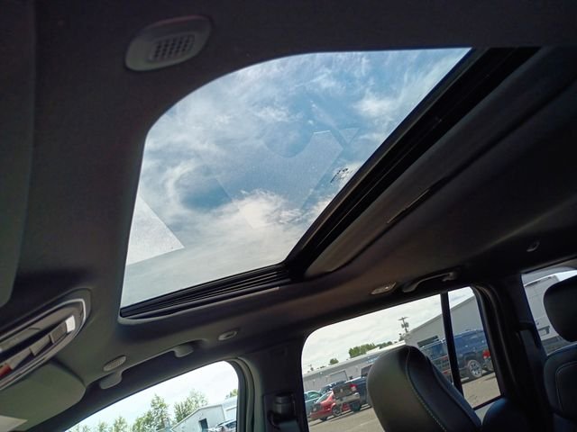 New 2026 Bright White Clearcoat Jeep Altitude image 17